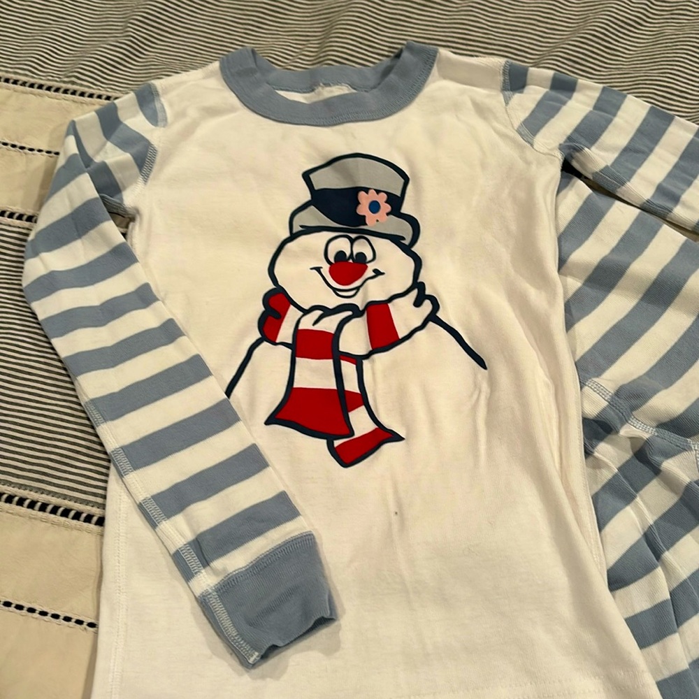 Hanna Anderson size 120 (6-7) frosty the snowman pjs